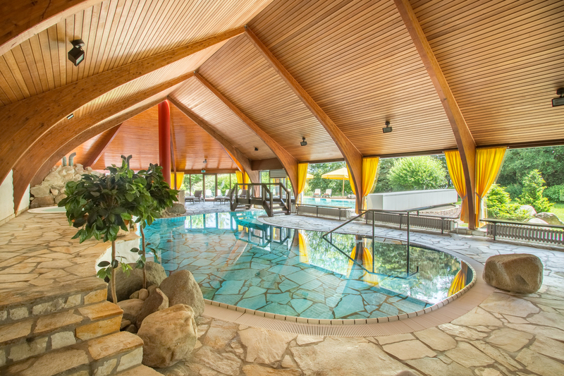 Innenpool im Romantik Hotel Stryckhaus in Willingen